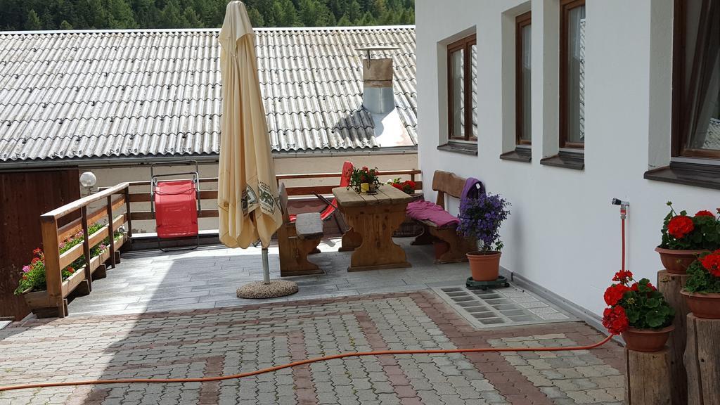 Villa Sesvennahof à Malles Venosta Extérieur photo